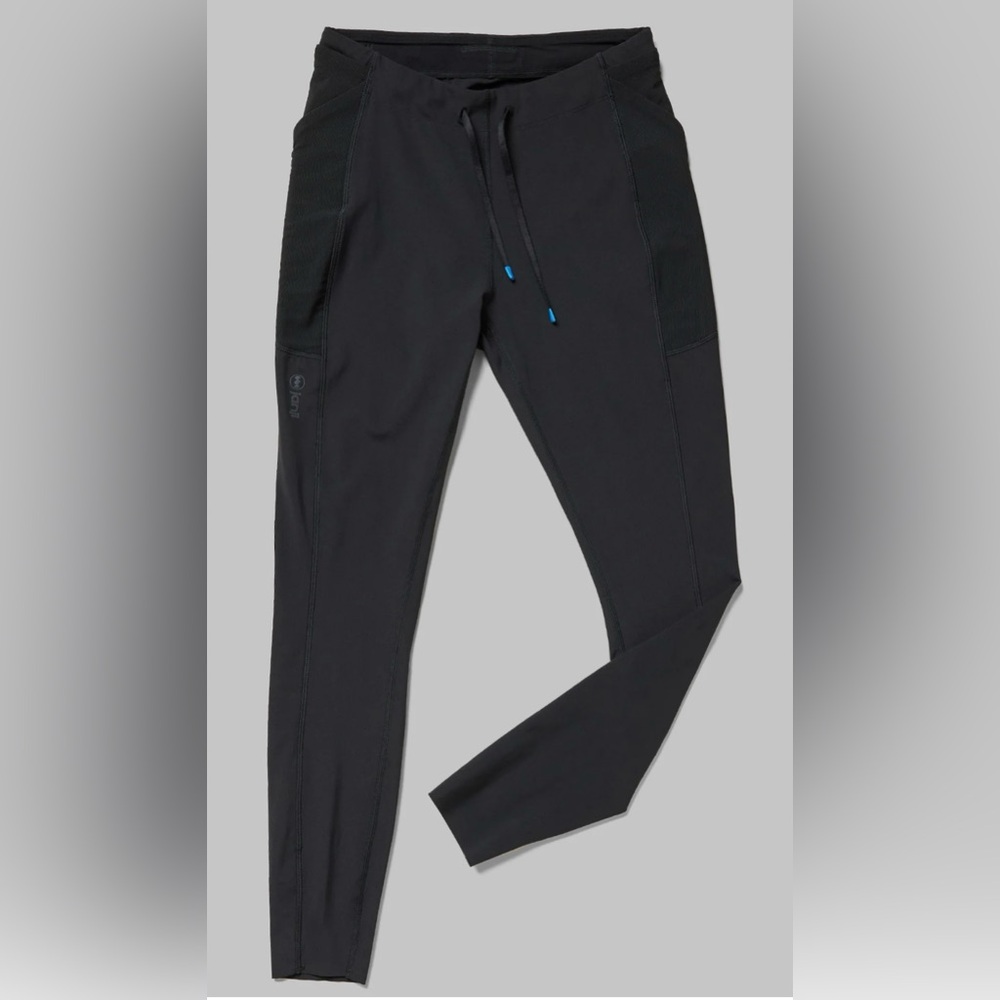 Janji 7/8 Trail Tights in Midnight Black